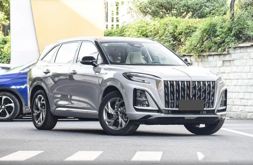 如果价格上调10万，对比BBA入门级SUV，红旗HS3是不是同级优选
