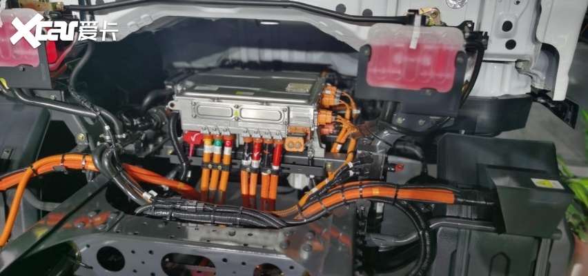 乘龙翼威2小霸龙城际物流车:500km长续航 每公里电费仅4毛