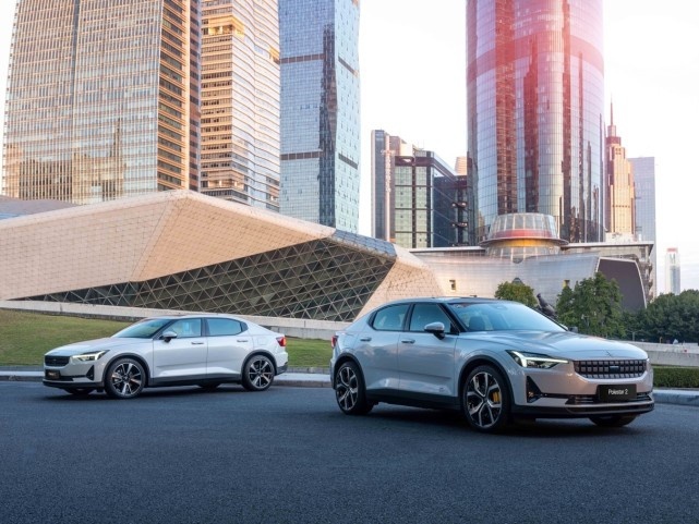 更豪华更运动，极星2能否硬刚特斯拉Model 3？