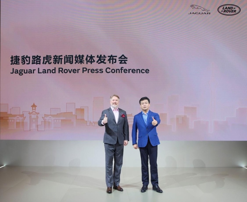 全新一代路虎揽胜运动版中国首发，捷豹路虎强大阵容亮相成都车展