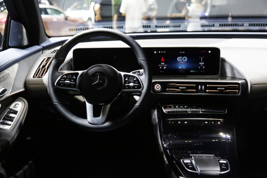 豪华品牌的入门券 奔驰 EQC 350 4MATIC 深港澳