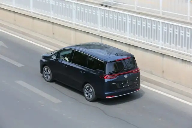 真男人就该开MPV，问题…是哪款？