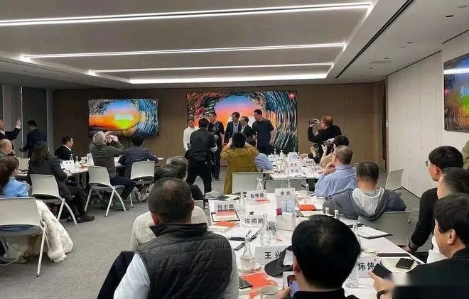江铃、小鹏凭业绩领涨，汽车业上市公司一周市值增厚2200亿元