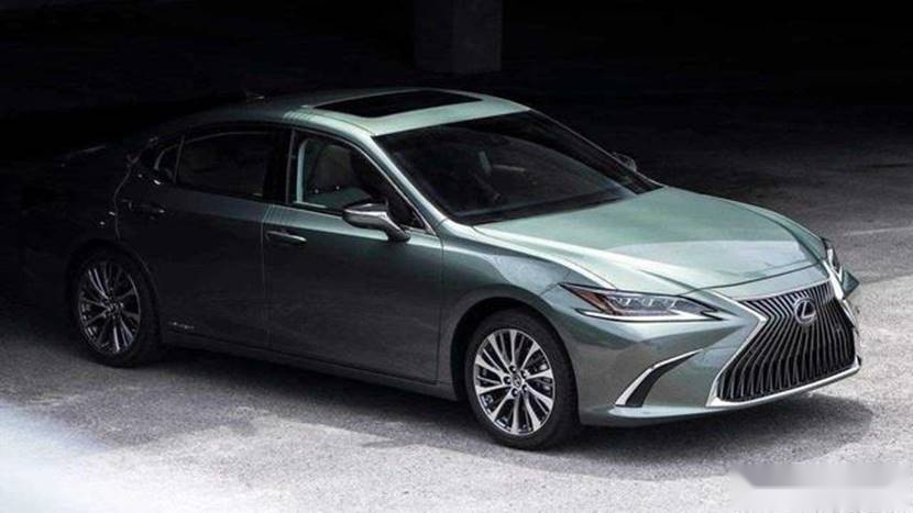 “加价”的雷克萨斯ES200和“巨惠”的奥迪A4L，选谁好？