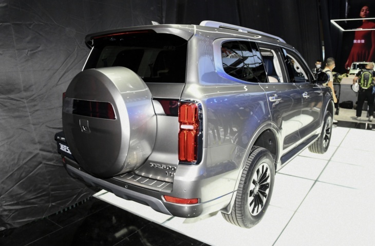 2021成都车展：WEY品牌坦克500正式发布 定位豪华越野SUV