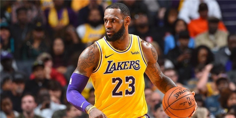 悍马将以电动车形式复活！NBA球星勒布朗·詹姆斯将为其代言