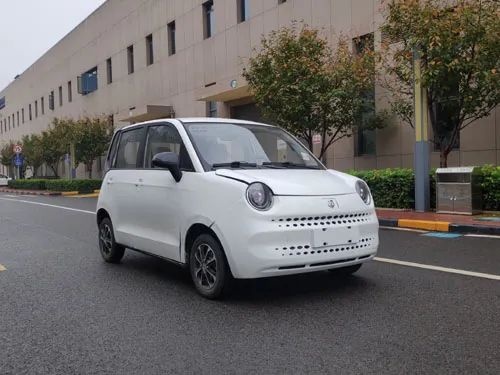 更便宜的Model 3或来袭，还有款敞篷车，这些车谁更讨喜？