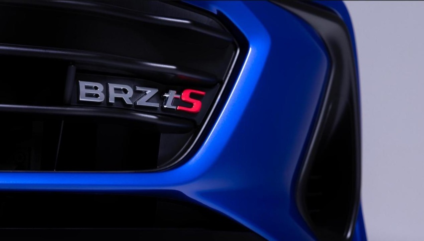 2024款斯巴鲁BRZ tS，高性能部门STi打造，Brembo金色卡