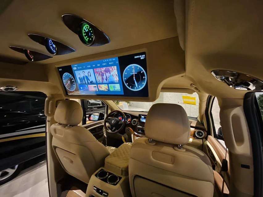 奔驰迈巴赫VS680高顶商务车