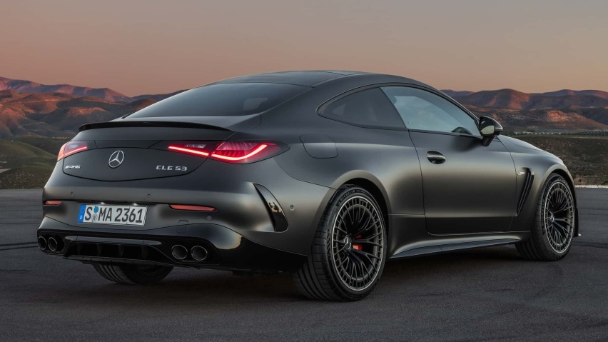 双门Coupe/直六轻混/4s级破百，AMG CLE53正式发布