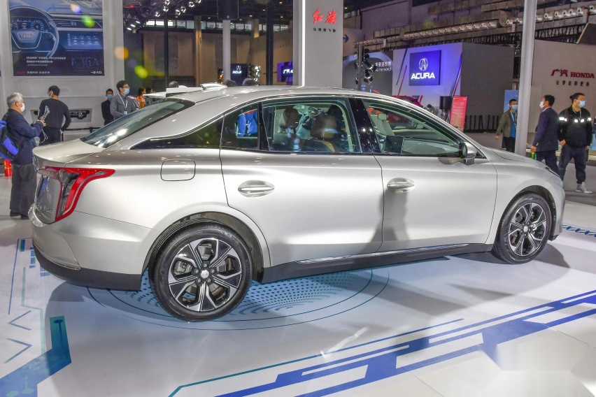 19.98万元 红旗E-QM5 PLUS新增车型上市 续航560km