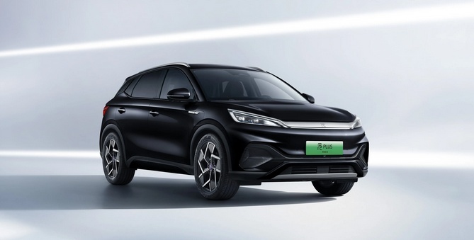 11.98万起，比亚迪元PLUS荣耀版上市，比iCAR03更值得买？