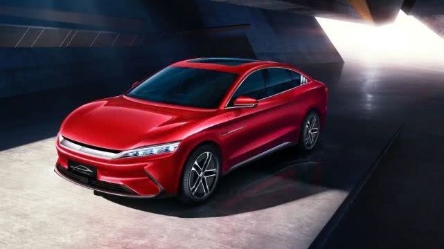 特斯拉Model3被捧上天，比亚迪汉、小鹏P7还有机会吗？