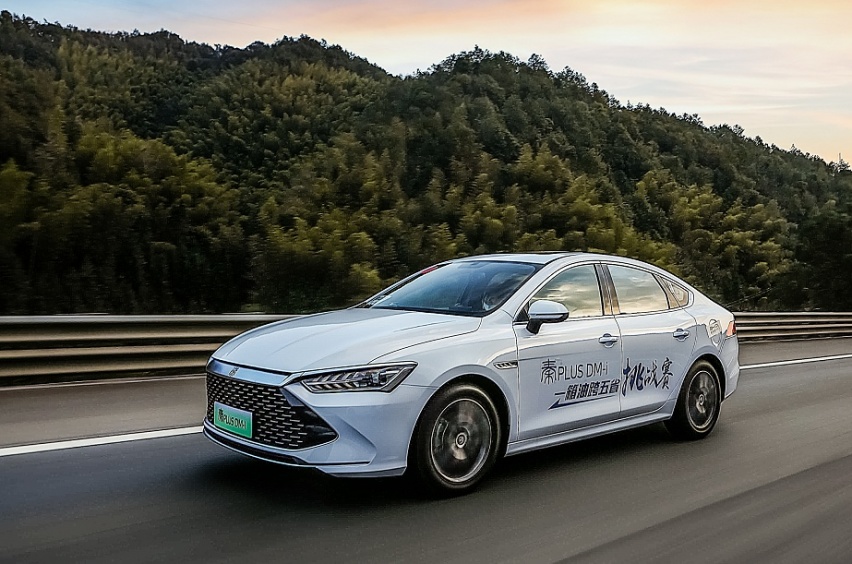 性能舒适省油要啥有啥，这三款10万级自主轿车，比合资更超值