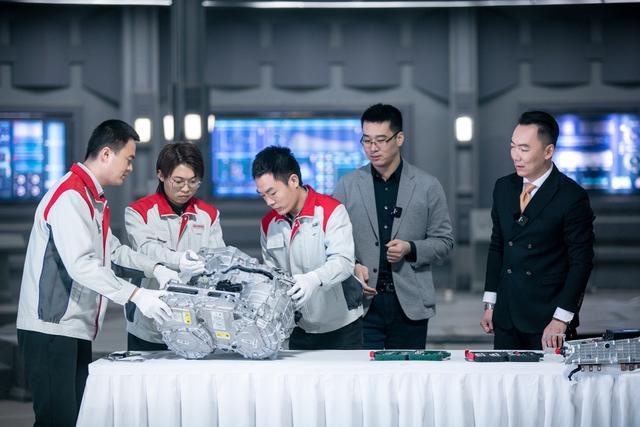 看长城汽车如何突破混动技术壁垒 柠檬混动DHT全球首次拆解
