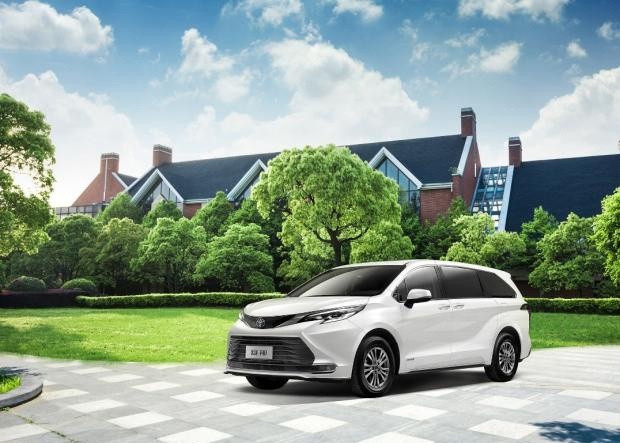 疑似售27.68-36.98万元 顶配加7.5万才能预定？赛那真有这么火？