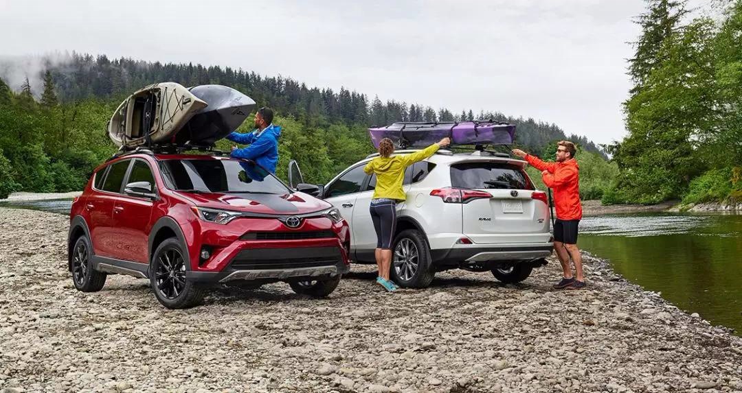 RAV4荣放:一匹在城市肆意穿行的骏马