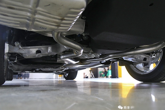 全新探险者实拍：30多万的纵置后驱中大型SUV，还有谁？