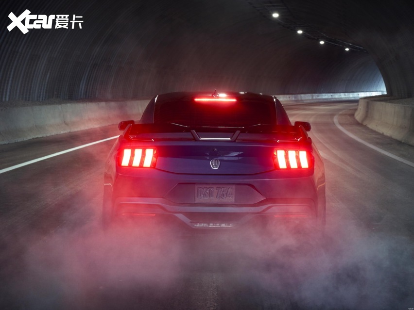 福特Mustang Dark Horse售72.5万