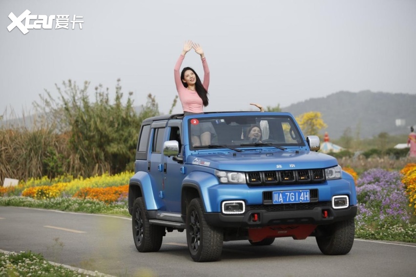 女车主越野的最佳拍档，北京BJ40刀锋英雄柴油版也有百变玩法