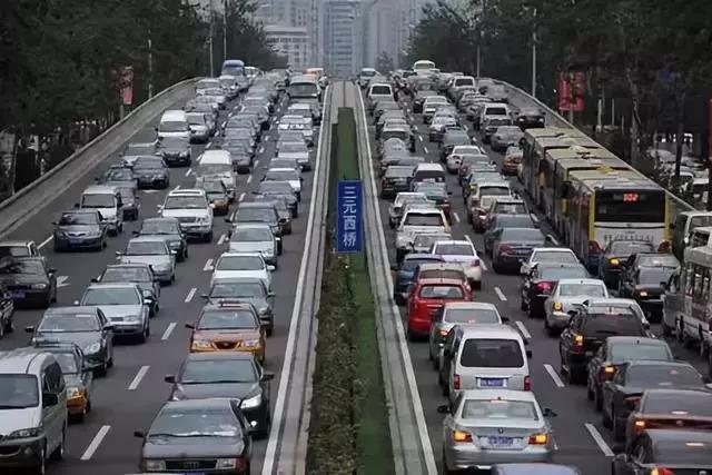 自动挡如此畅销，手动挡都快绝迹了，为什么还没被淘汰呢？