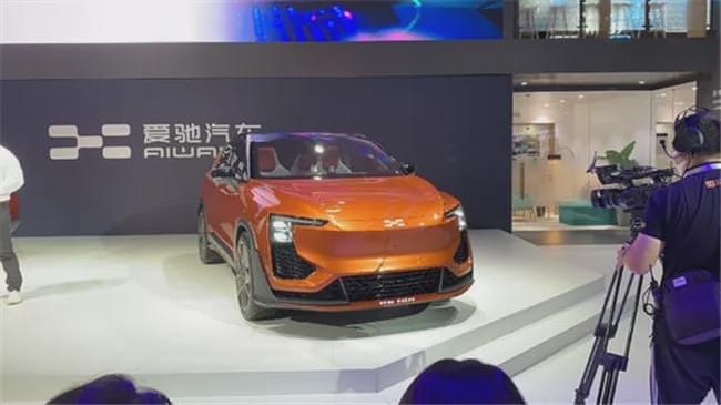 原上汽集团总裁陈志鑫助力爱驰汽车 爱驰告别陆风牵手汉腾汽车