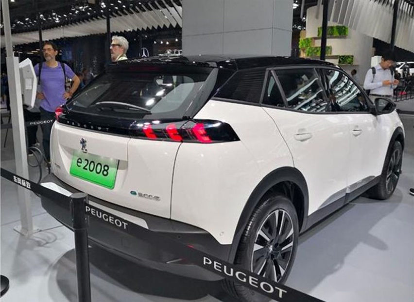一口气推三款新车，这个曾经的强势合资品牌能否借此“浴火重生”