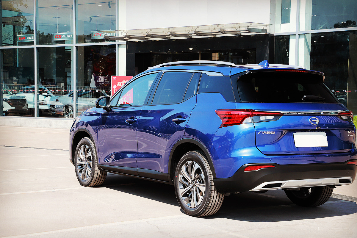 ��������У�ȫ��һ��GS4���ˣ��ֵ�������@����������f����