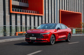 福特新蒙迪欧焕新登场，以“四大精钢”重塑中高级轿车价值标杆