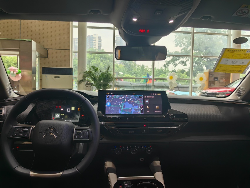 最凡尔赛的B级车，它是15万预算无法忽略的选择！