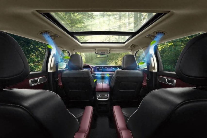 预算30万，7座SUV，福特探险者和大众揽境怎么选？