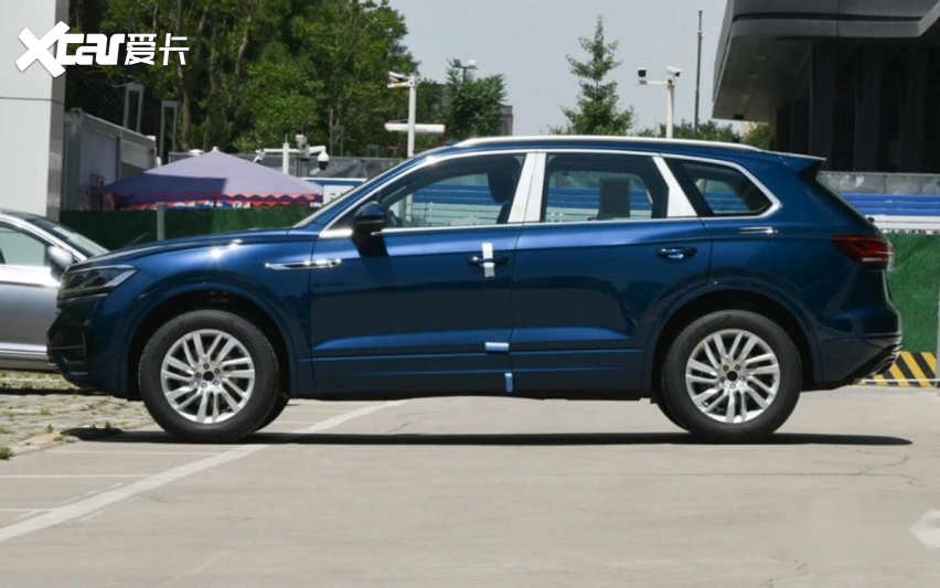 大众旗舰suv现仅40多万,外号平民版"奥迪q7",买豪车机会来了