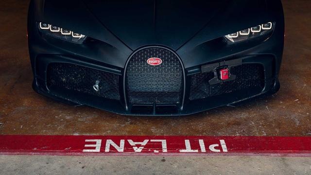 终极驾驶机器 布加迪Chiron Pur Sport实车亮相