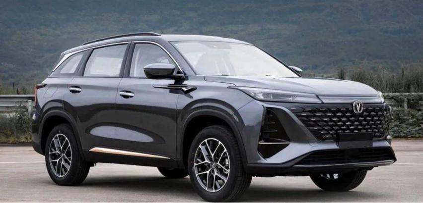 标配1.5T插混，续航超1300km，最低15万就搞定！