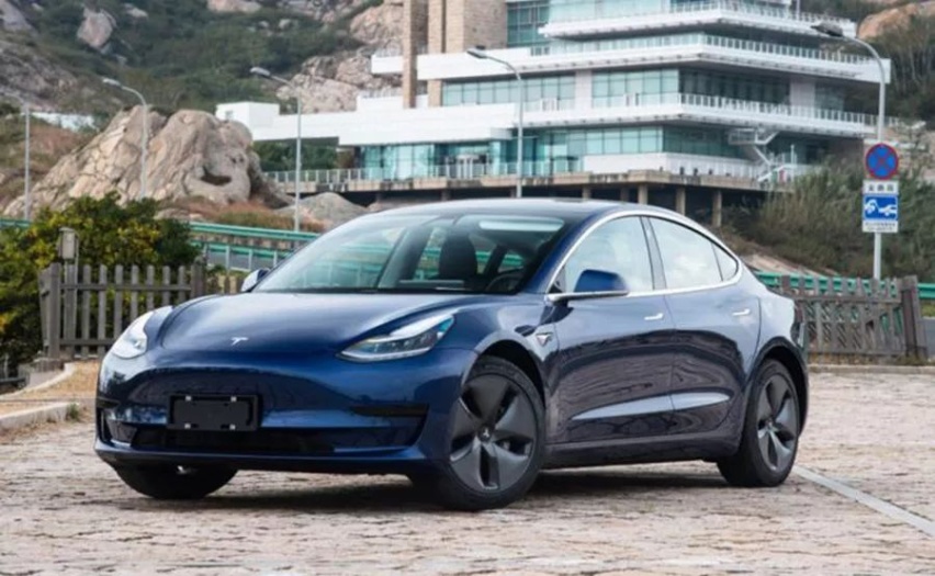 国产特斯拉Model 3开始交付