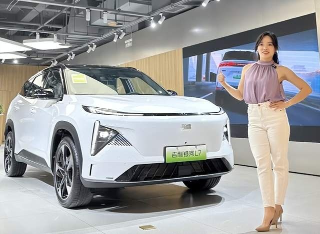 重庆下订用户聊吉利银河L7：除了价格“香”，买它还有这些原因