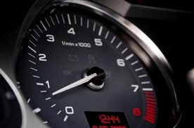 很多车怠速800转，为啥不能再低一些，不是更省油吗？