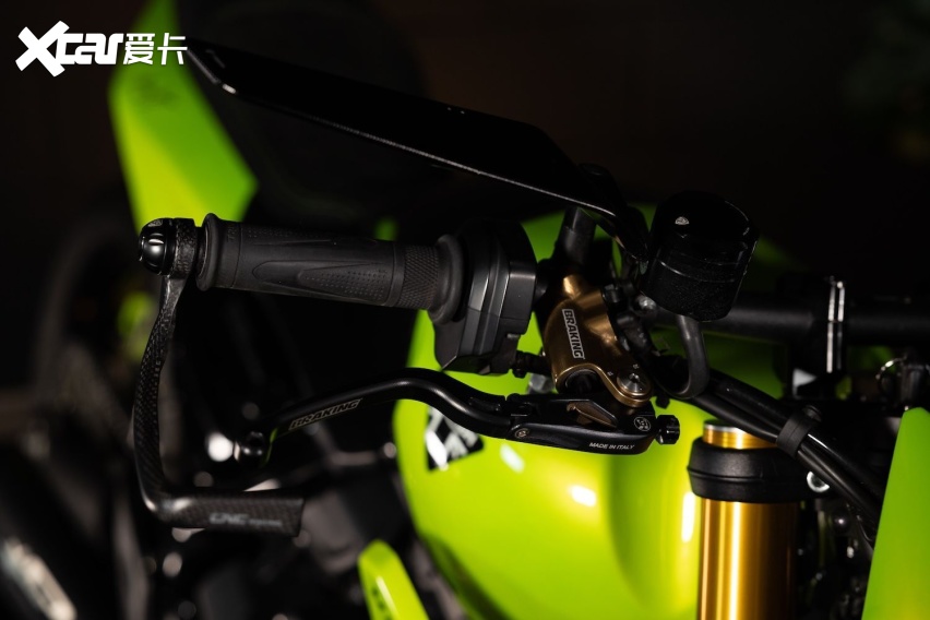 爆改凯旋Speed 400