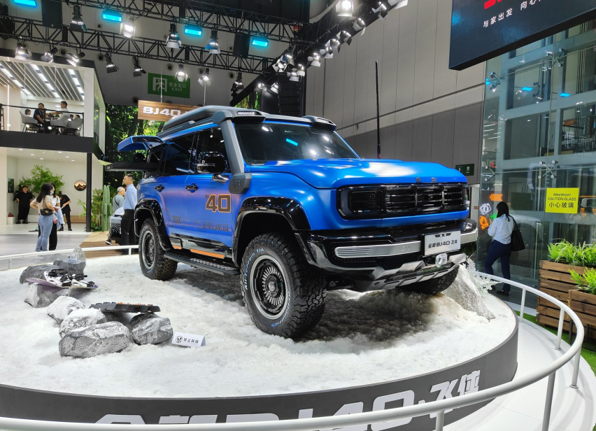 BJ40·飞侠亮相成都车展，北京越野打造硬派科技越野神器？