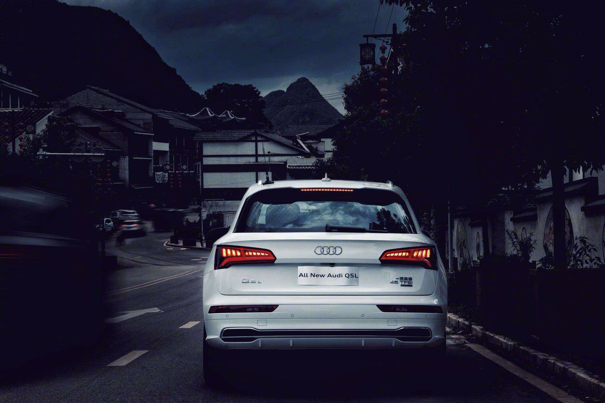 最高降10万变大加长后的奥迪q5l还是使出了杀手锏