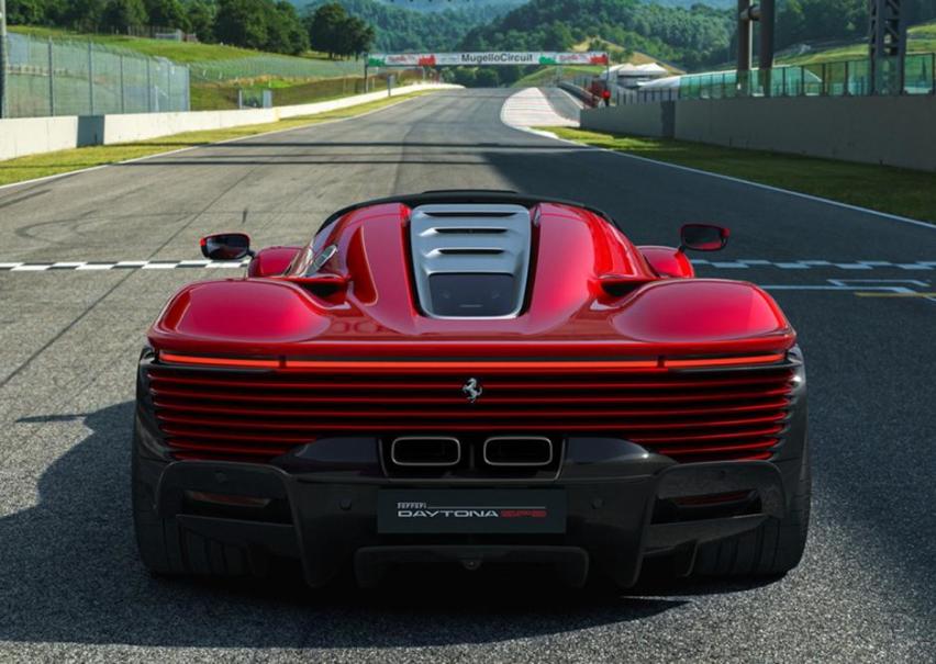 有见过这么帅的法拉利吗？Daytona SP3的设计集众家之长