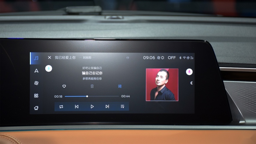 车身加长+双联屏！10万级福特家轿要重回巅峰?