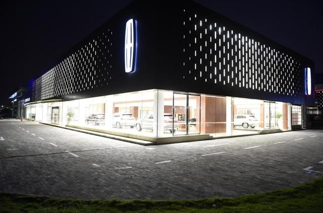 探店林肯飞行家：意向客户对比过GLE、X5，成交价超60万