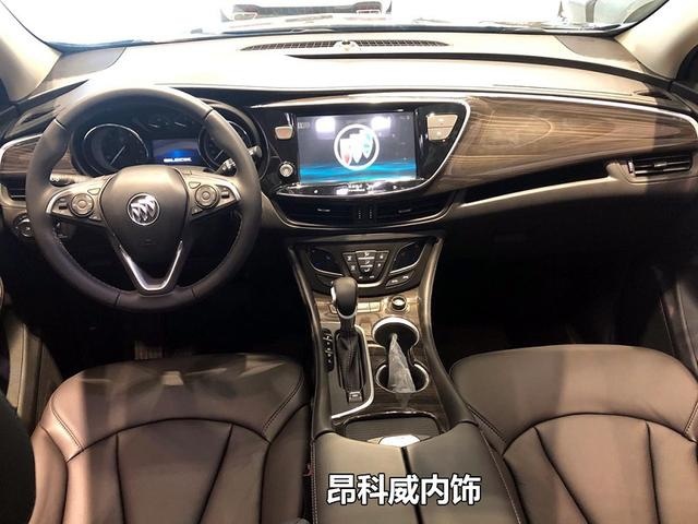 探店昂科威S：摆展布局很故意，“双威”同台，叫人怎么选？