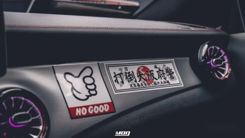 忽悠母亲买了辆奔驰GLA45 AMG，我将它改出了