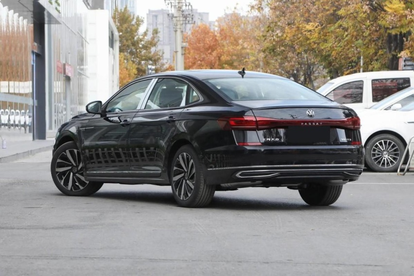 适合中年大哥的B级车，这几款不缺气场、有实体按键，动力都不差