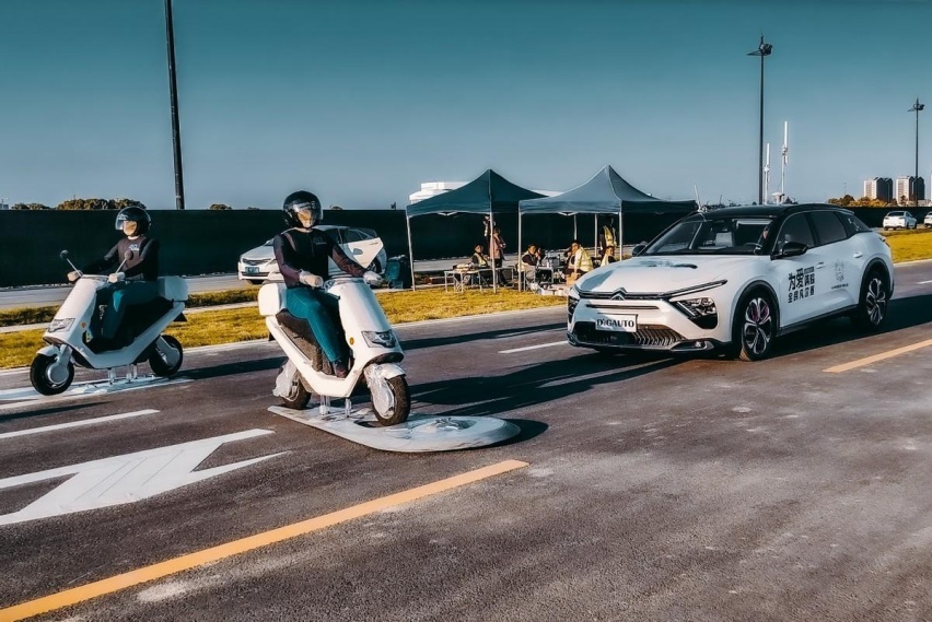 东风雪铁龙携凡尔赛C5 X、天逸BEYOND亮相乌镇峰会