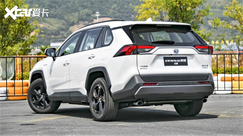 20万买日系SUV，为什么CR-V比RAV4更值？