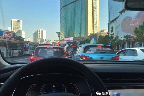 长安欧尚X7性能测试：这市区油耗和加速成绩，着实有点意外