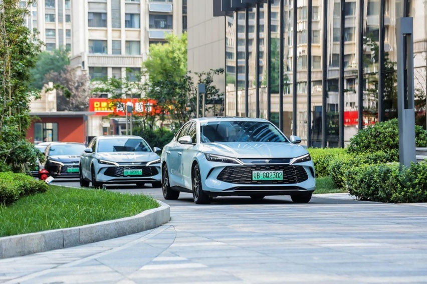 2.9L还搞反向虚标 实测比亚迪秦L DM-i和海豹06 DM-i